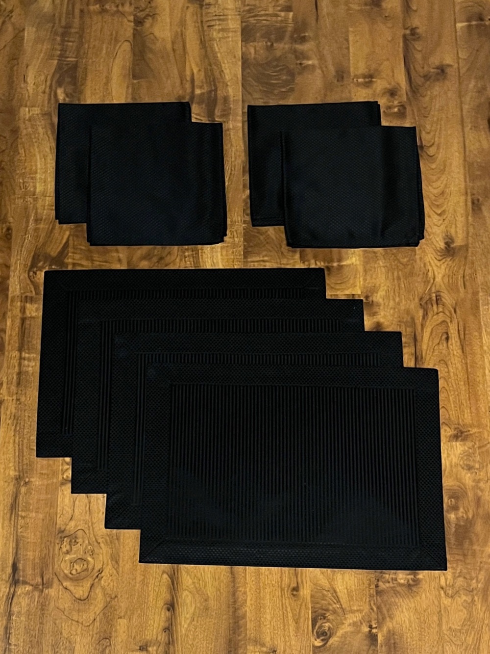 Placemat and Napkin Set - Black - Set of Four (4)